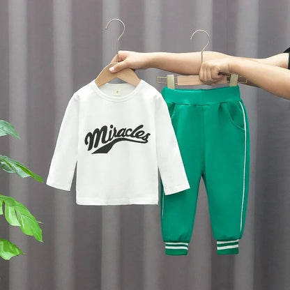 Ensemble Sport Bébé – Style Baseball 3 Pièces (Veste, Haut & Pantalon)