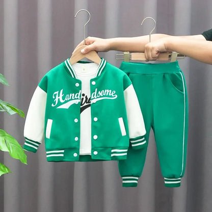 Ensemble Sport Bébé – Style Baseball 3 Pièces (Veste, Haut & Pantalon)