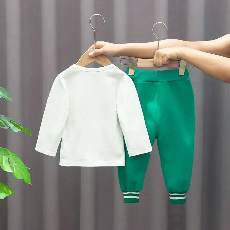Ensemble Sport Bébé – Style Baseball 3 Pièces (Veste, Haut & Pantalon)